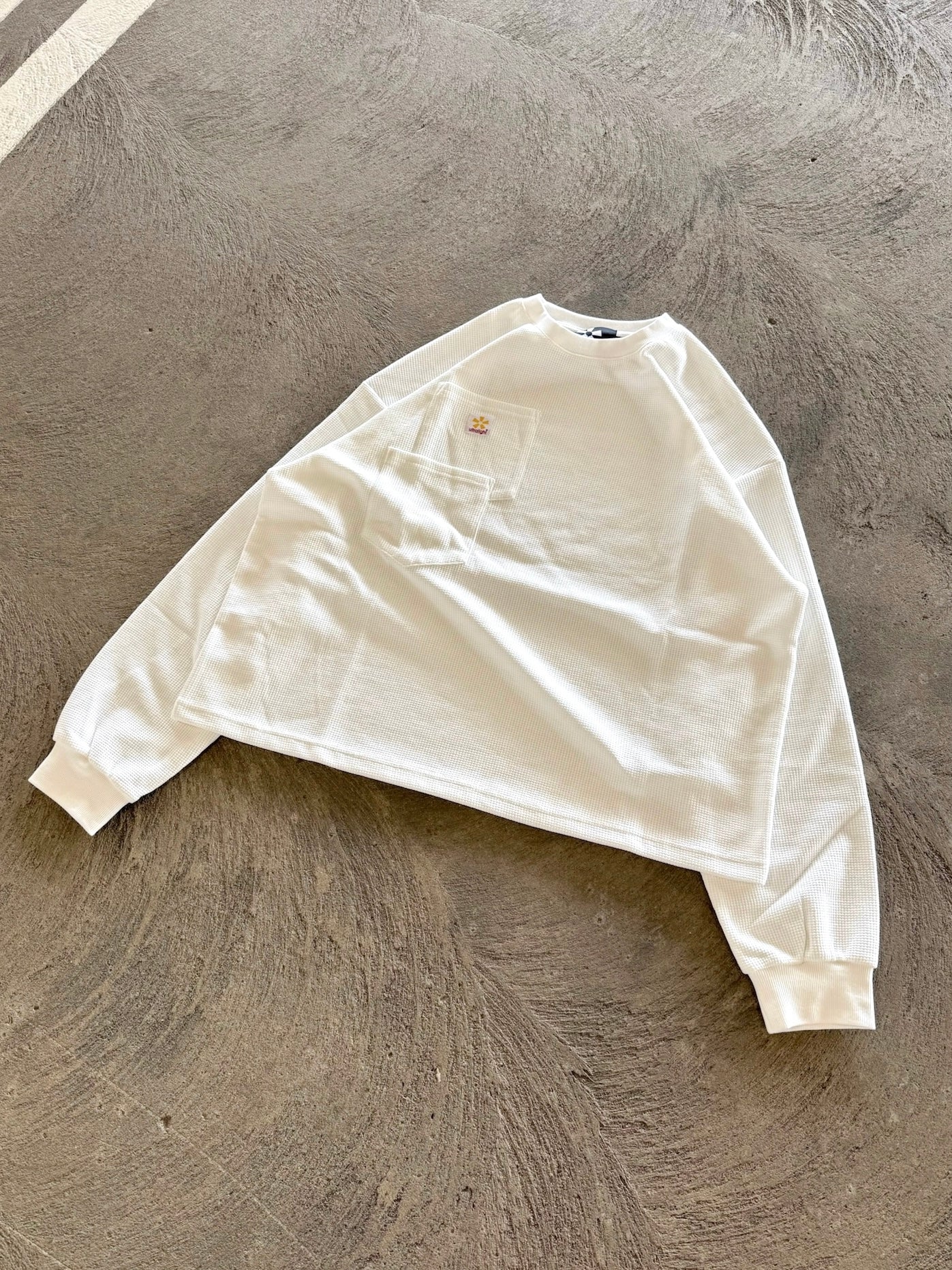 classic waffle knit longsleeve (white/cream)