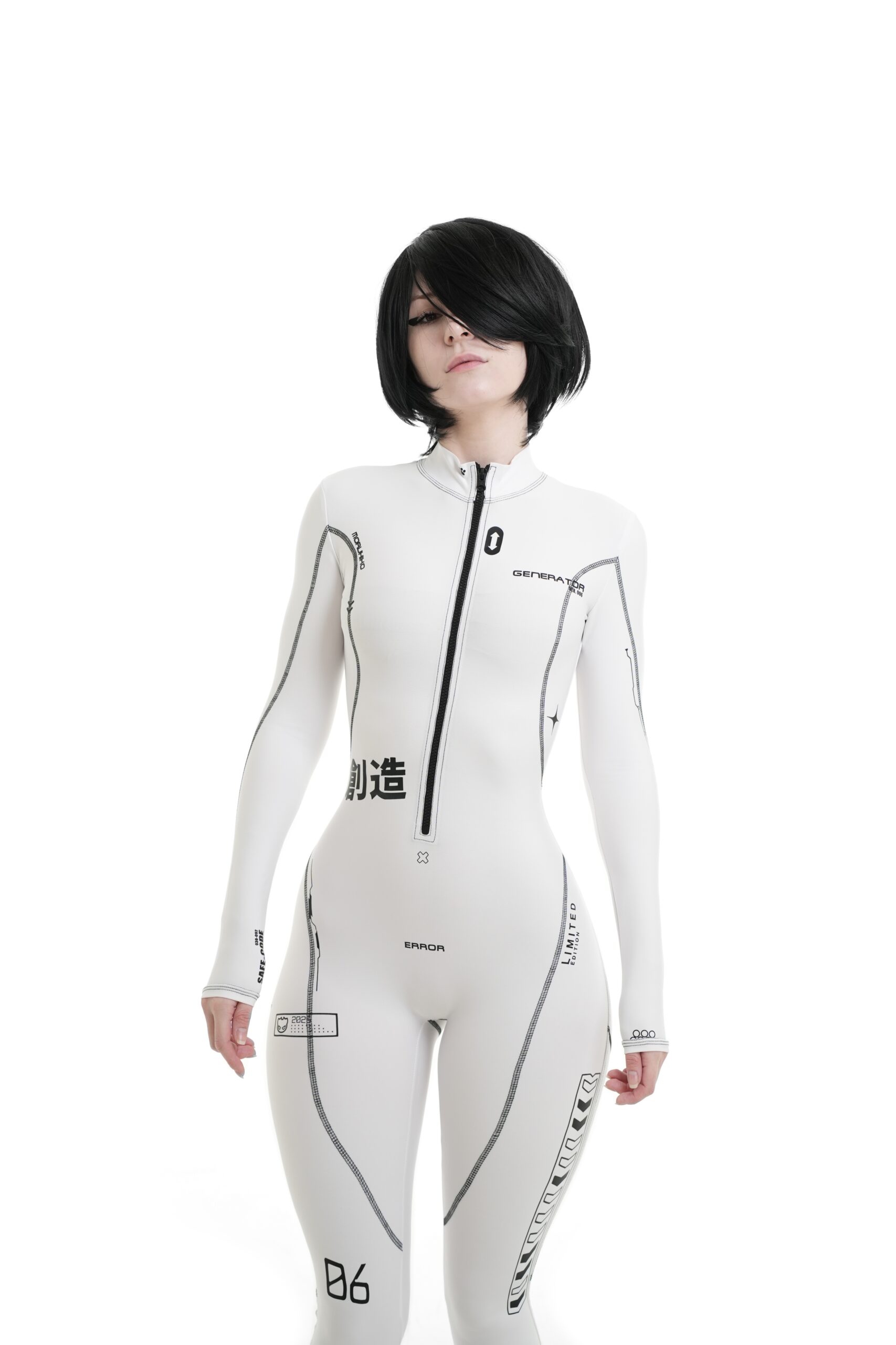 Cyber White Suit (Suit)