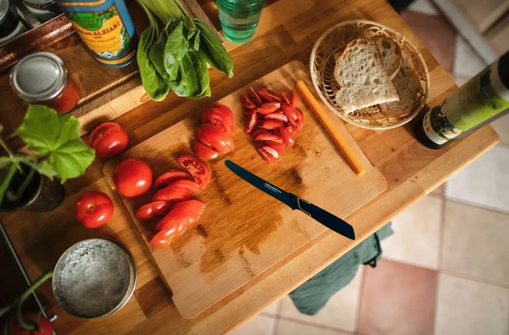 ⭐ Prémiová sada: 5 nožov v bloku + brúsenie pre milovníkov varenia