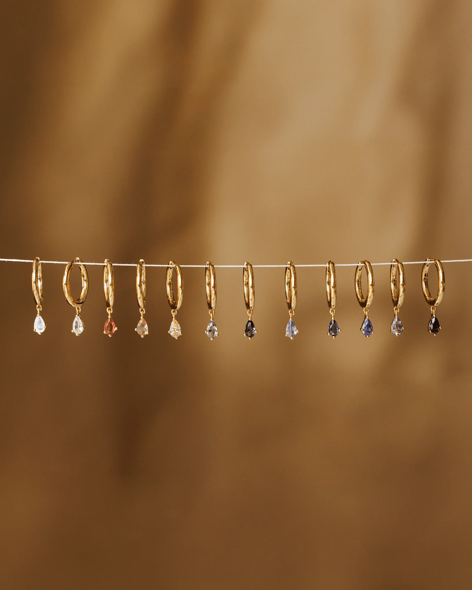 [Copy]Anello dorato minimalista con taglio a navetta, anello aperto raffinato, elegante anello di fidanzamento, anello originale, anello di promessa dorato da donna