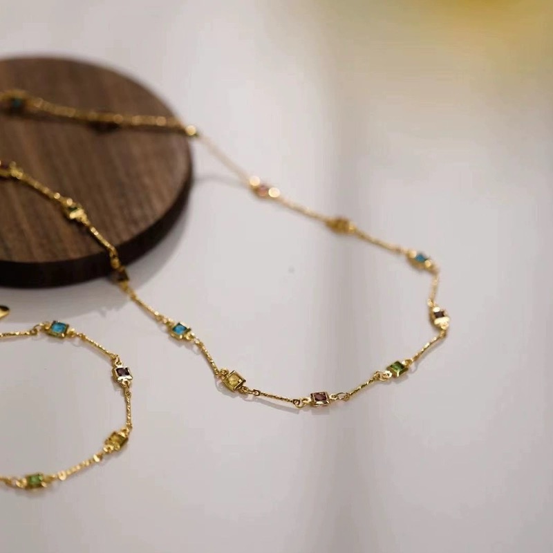 🎁 Nagy árcsökkentés a 2024-es népszerű termékekre💃18K arany Elizabeth nyaklánc és karkötő szett🌟