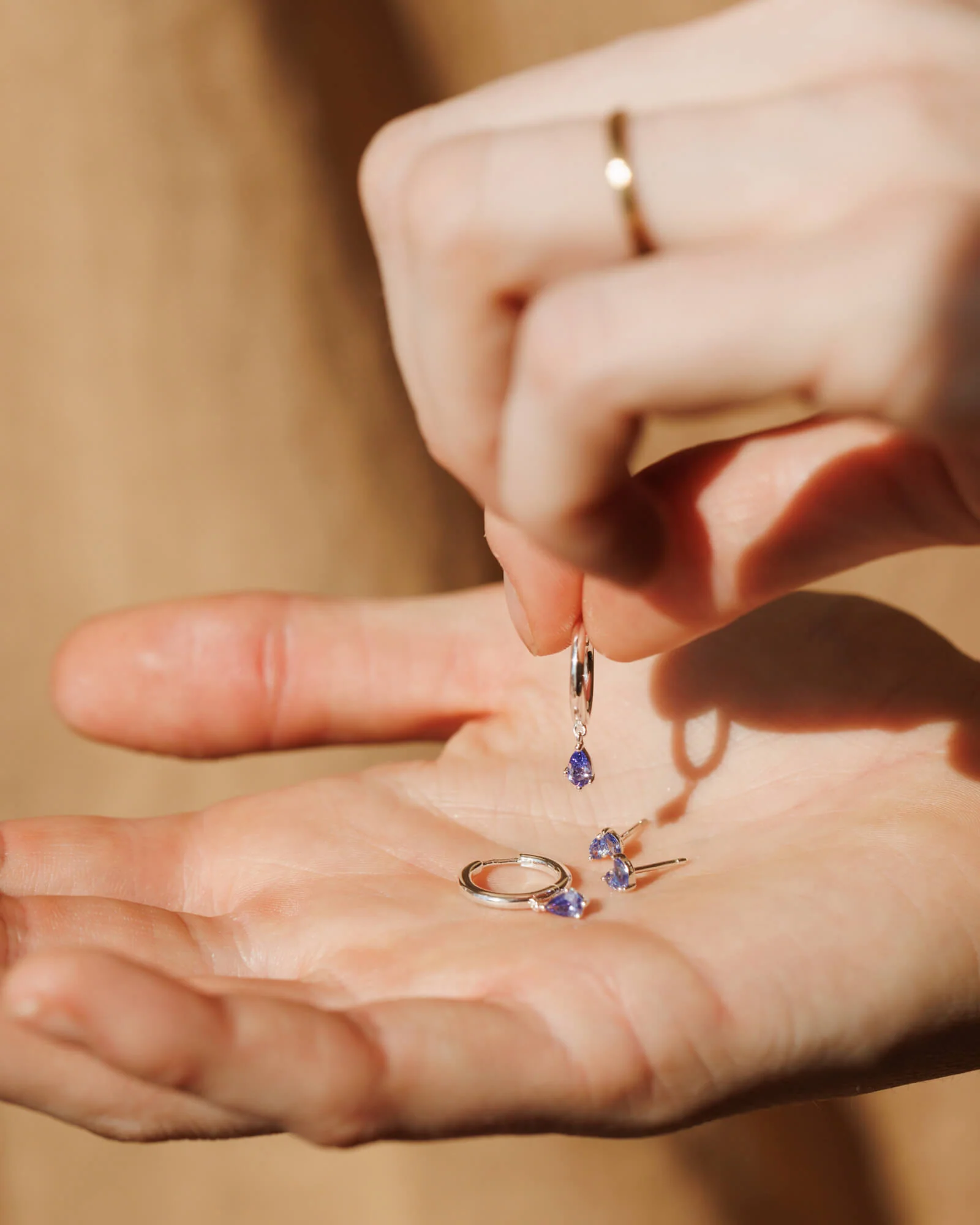 [Copy]Anello dorato minimalista con taglio a navetta, anello aperto raffinato, elegante anello di fidanzamento, anello originale, anello di promessa dorato da donna