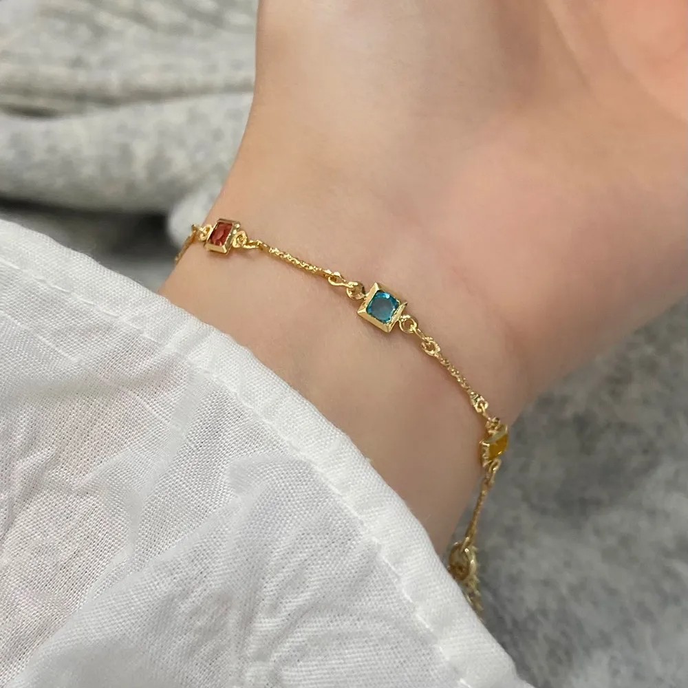 Káprázatos elegancia - Erzsébet 14K arany nyaklánc