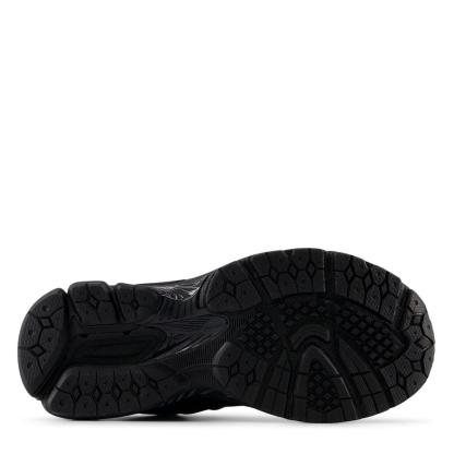New Balance NB 2002 Junior Triple Black