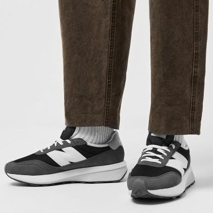New Balance NB 370 Mens Black/Gry/Wht