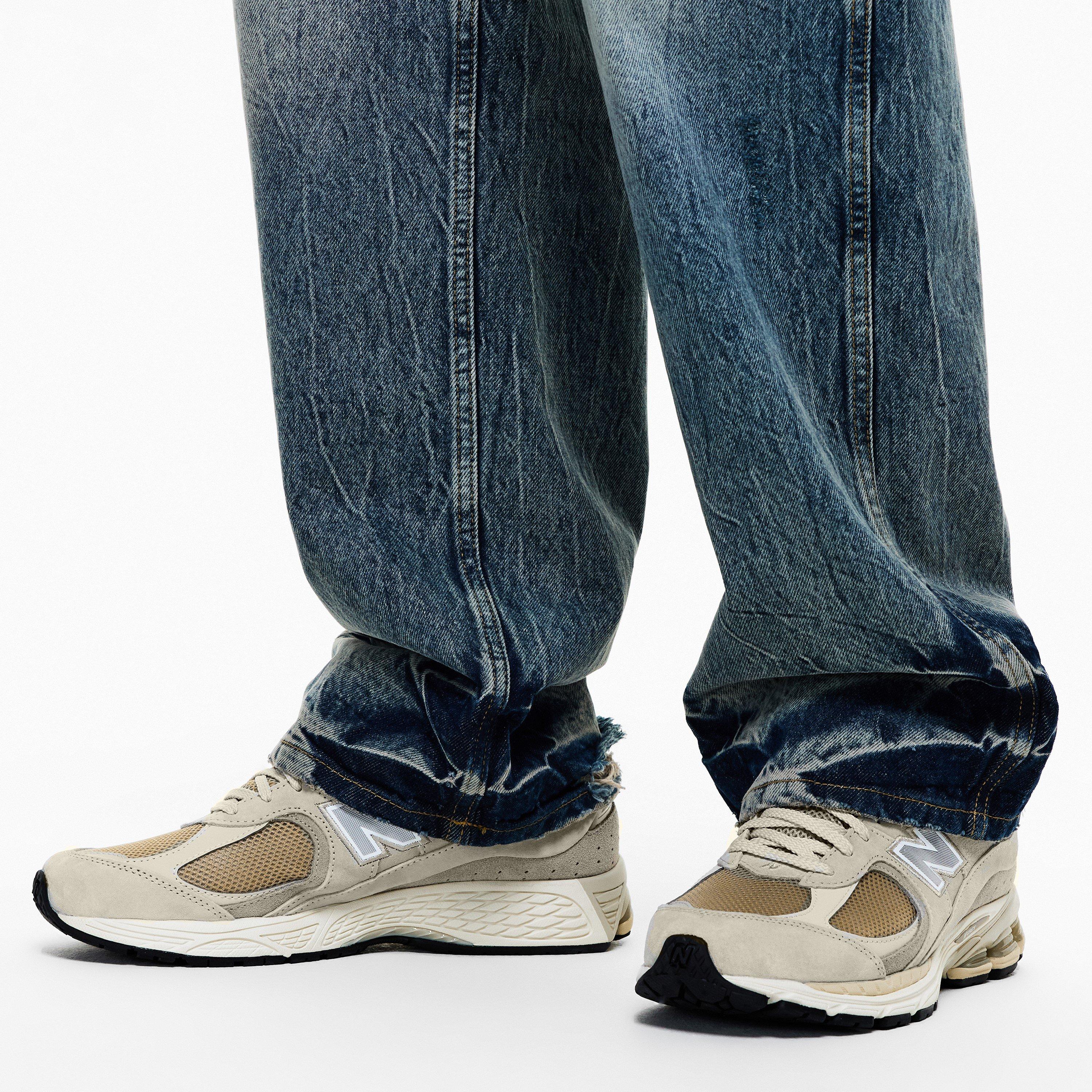 New Balance NB 2002 Mens Taupe