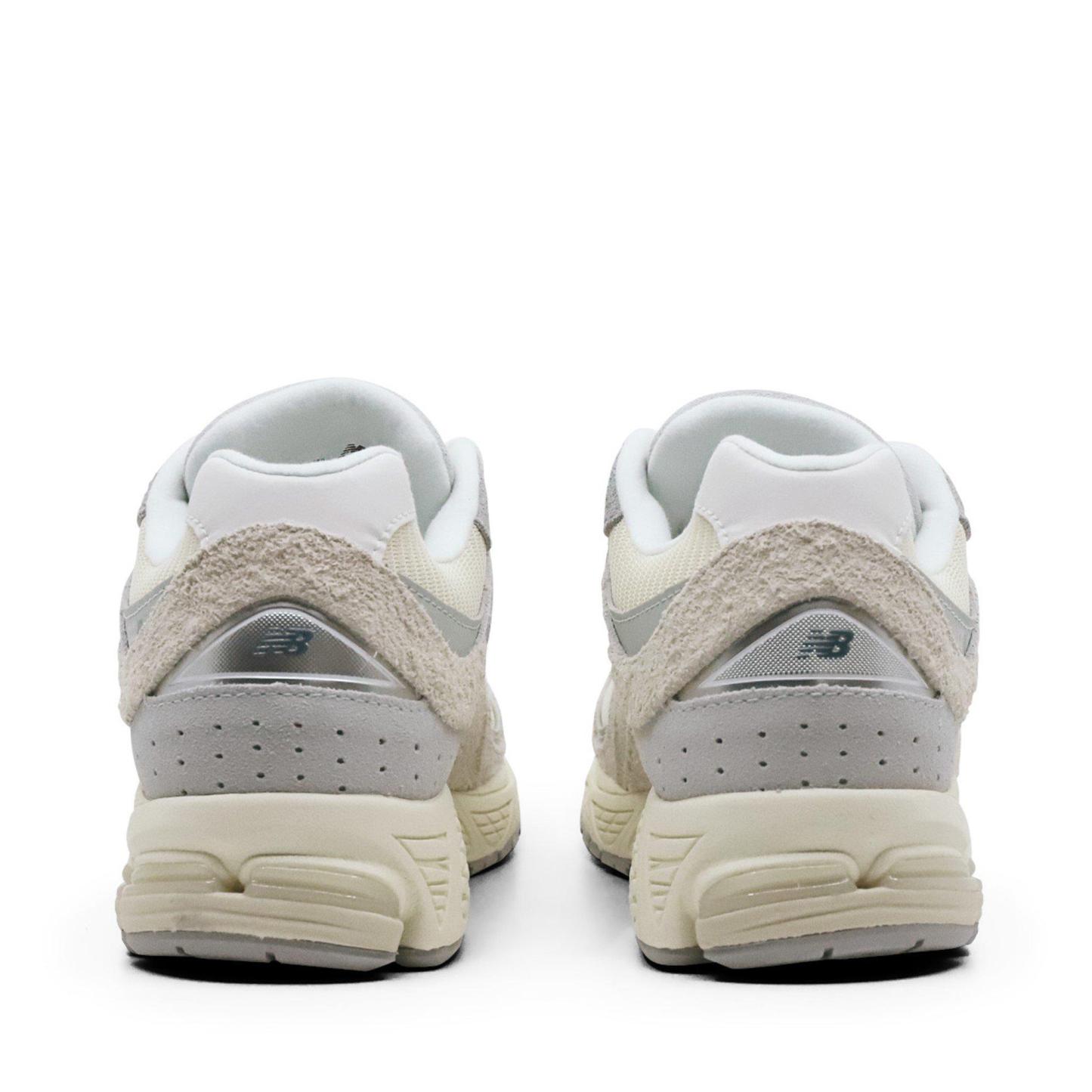 New Balance NB 2002 Womens Beige/Grey