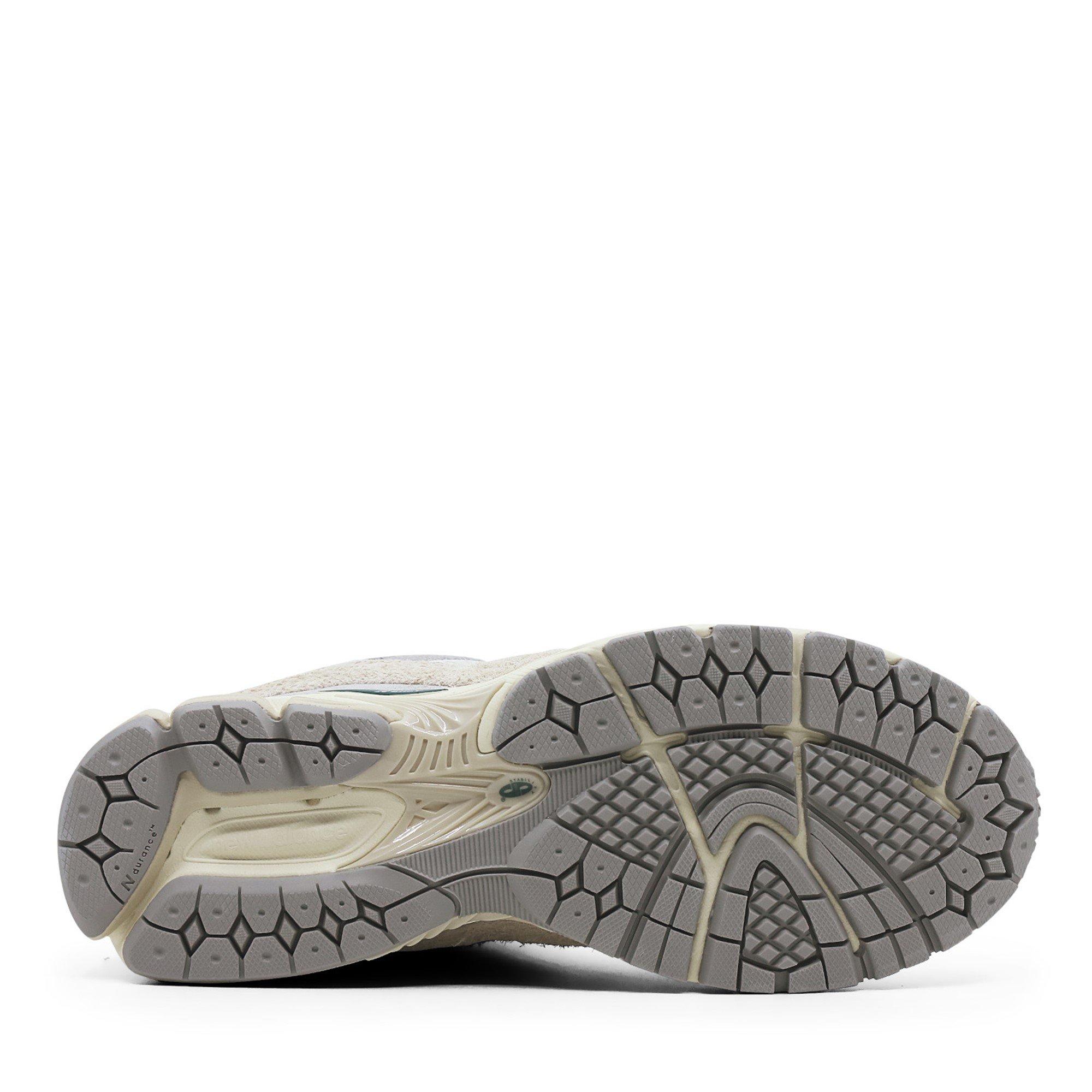 New Balance NB 2002 Womens Beige/Grey