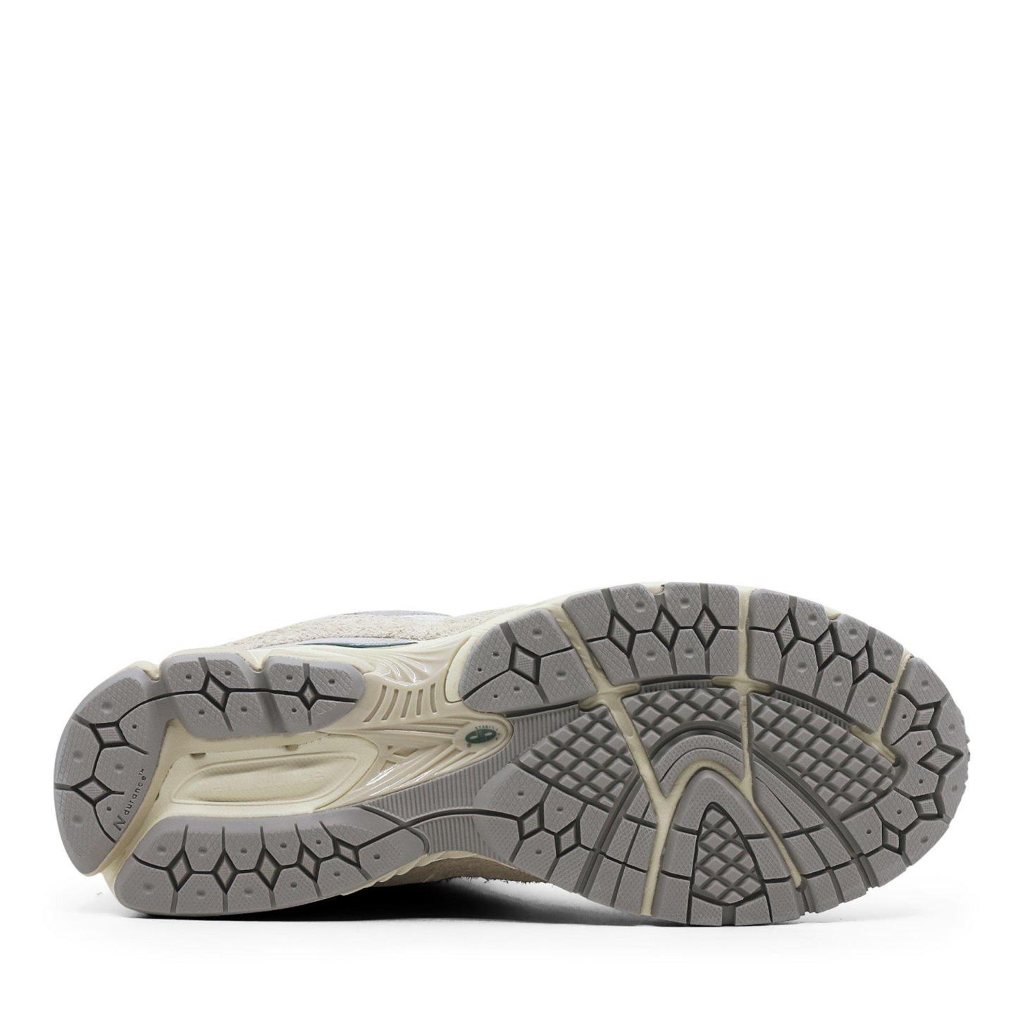 New Balance NB 2002 Womens Beige/Grey