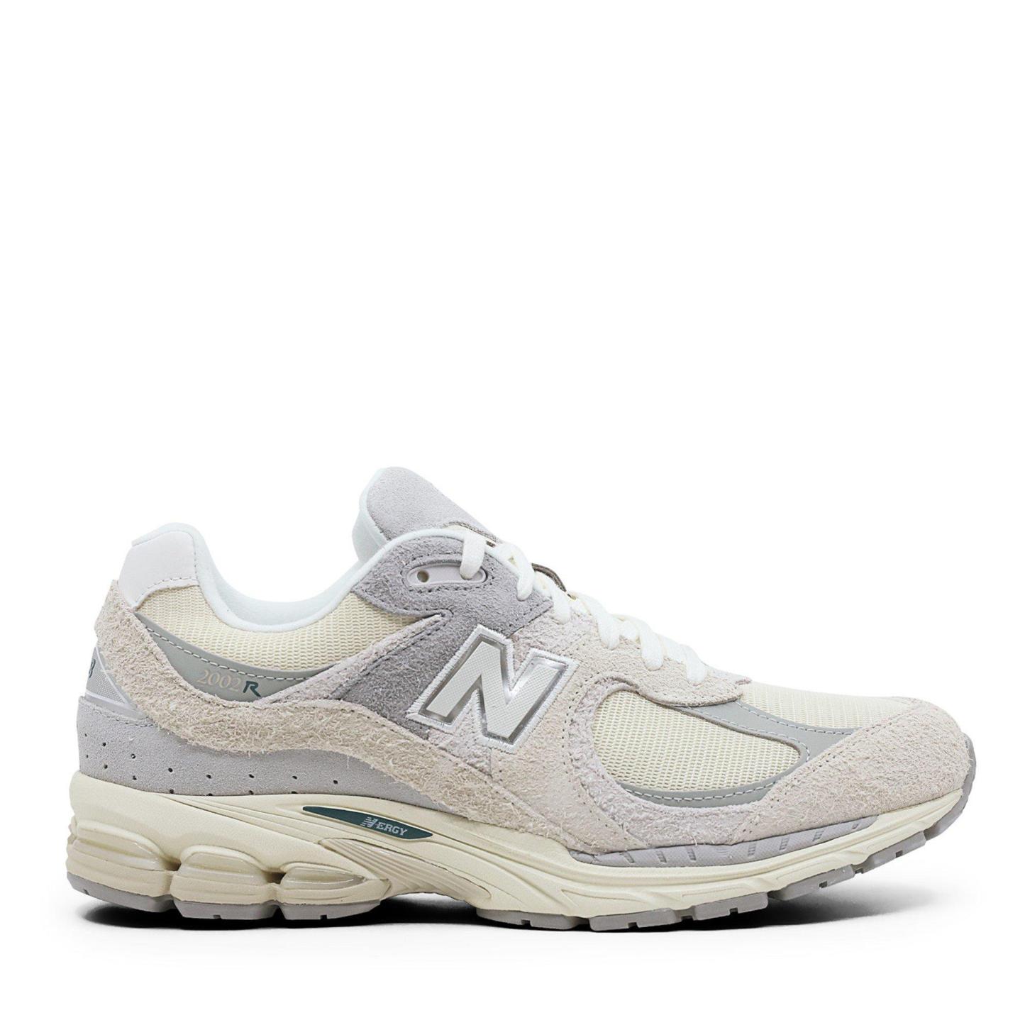 New Balance NB 2002 Womens Beige/Grey