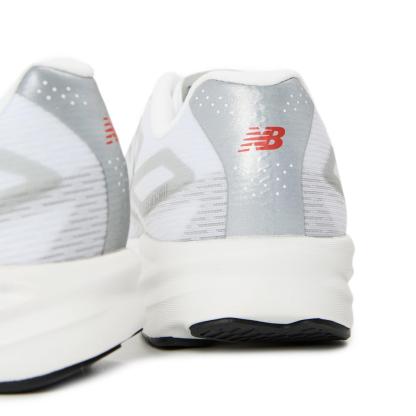 New Balance Women's Flite-R Trainers White/Silvr/Neo