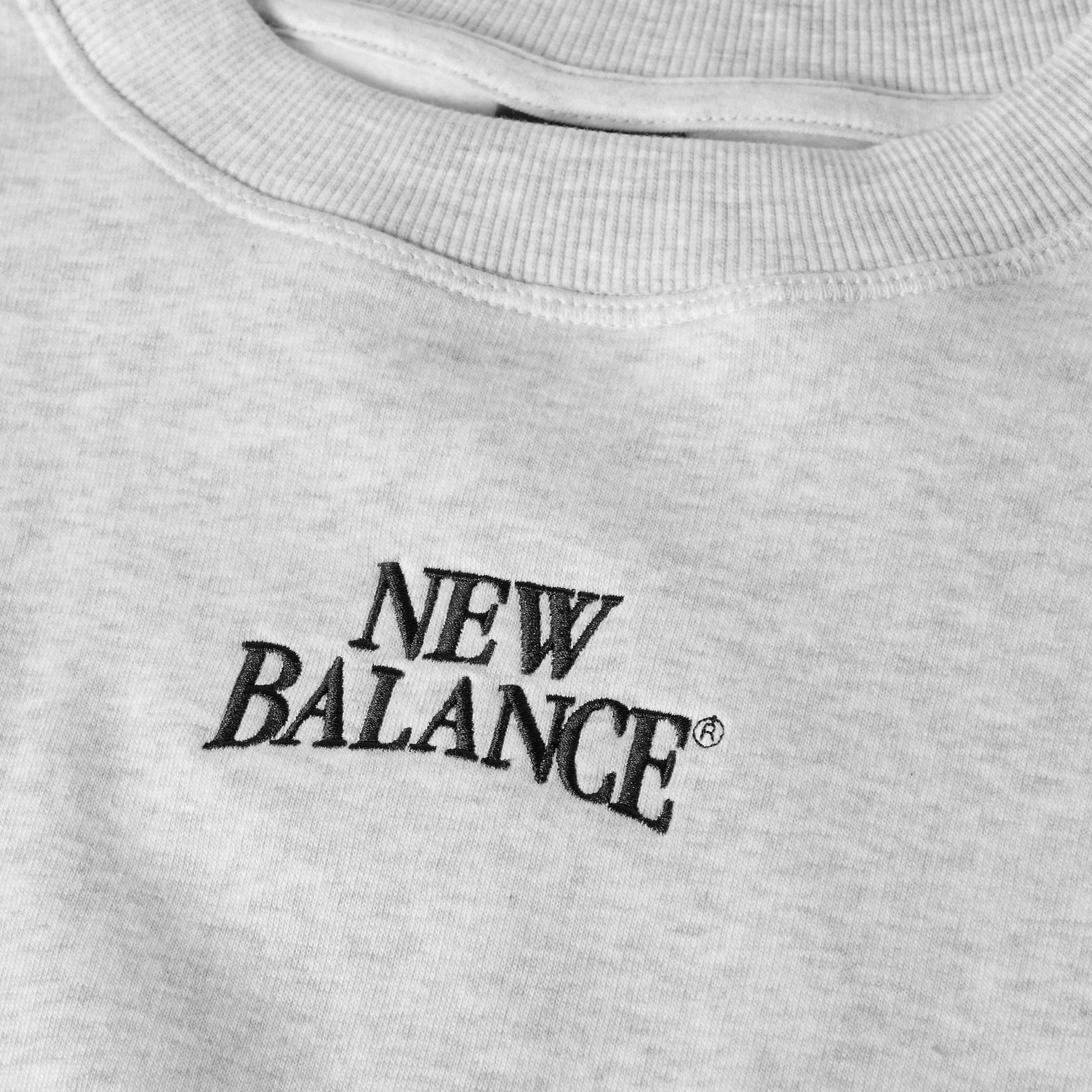 New Balance Womens New Balance - Trackside Crew Light Grey