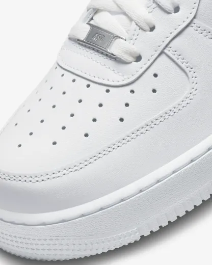 Aithtr Force 1