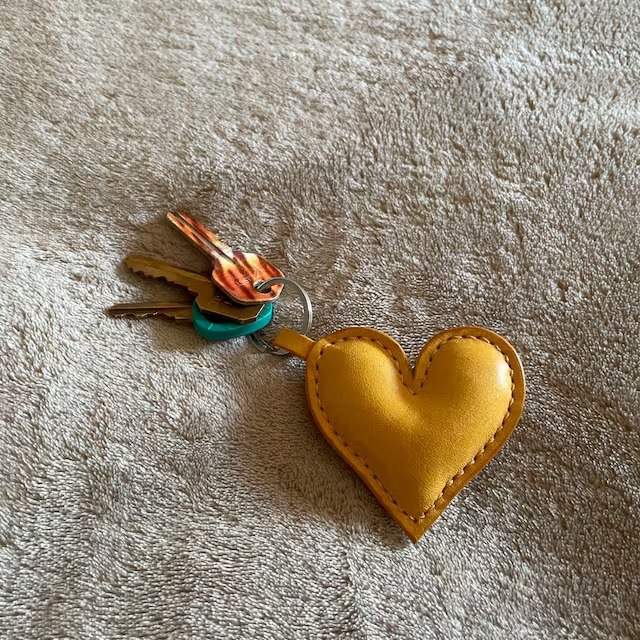 💖Leather Heart Keychain
