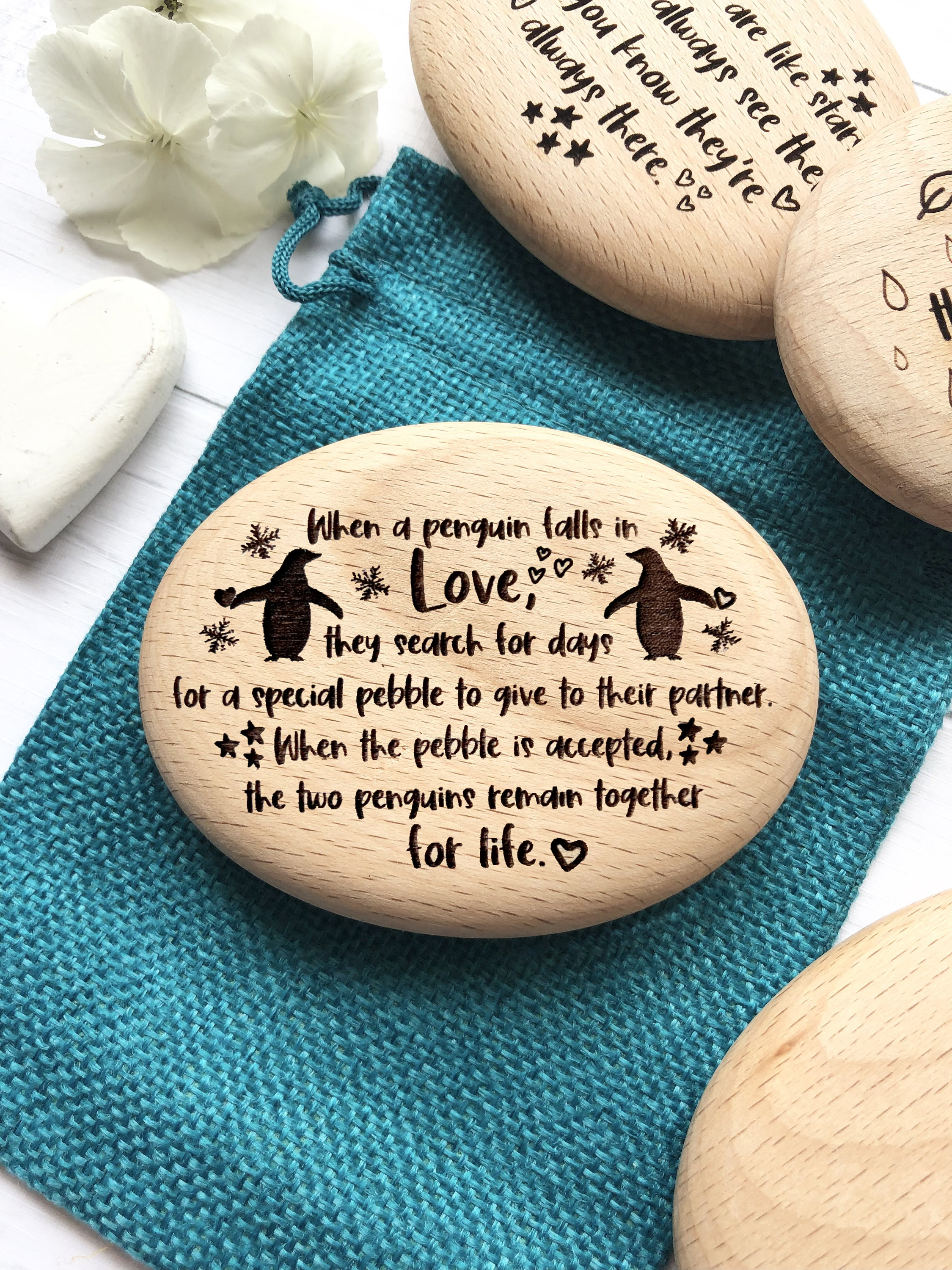 Love Gift-Penguin Pebble