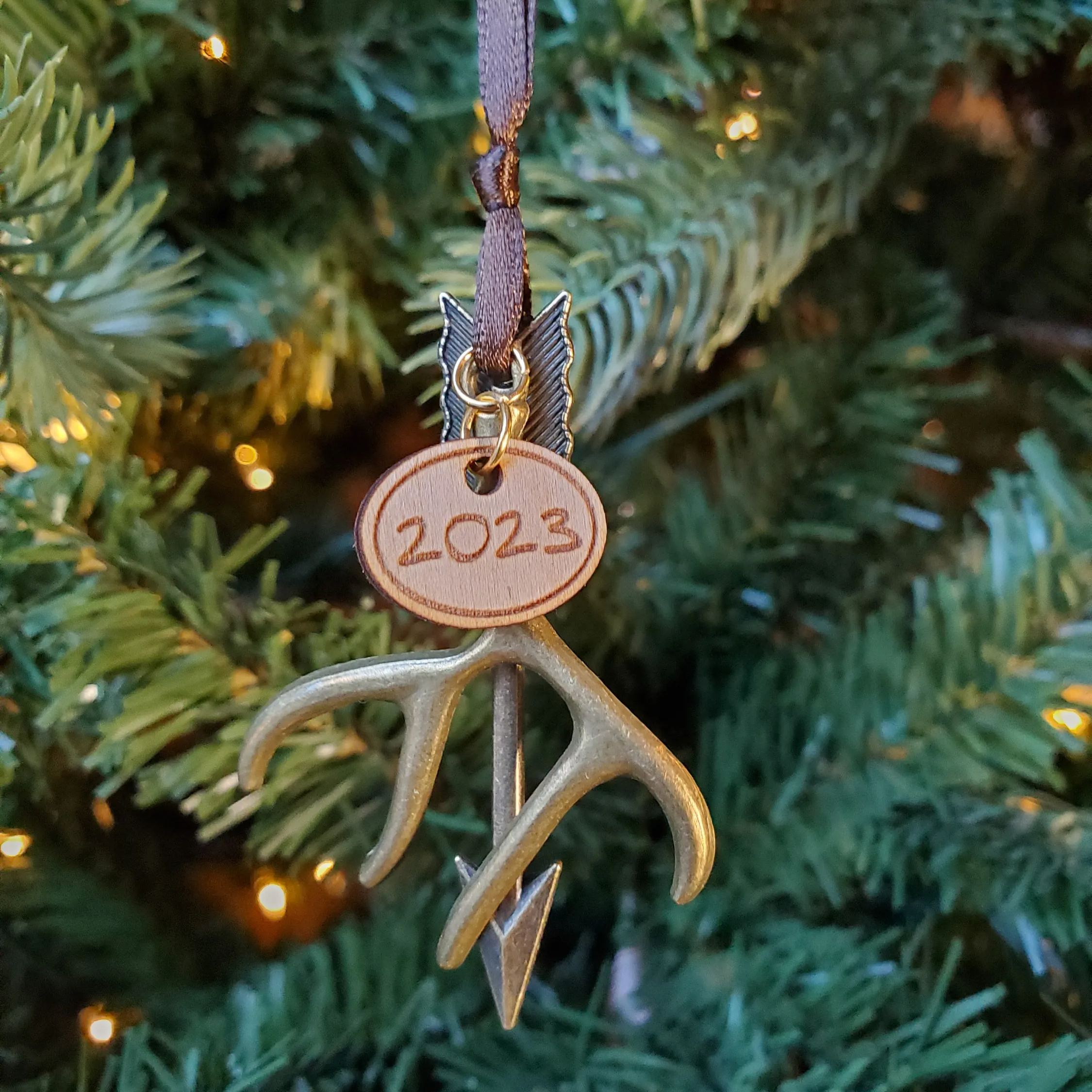 🦌2023 Hunting Christmas Tree Ornament