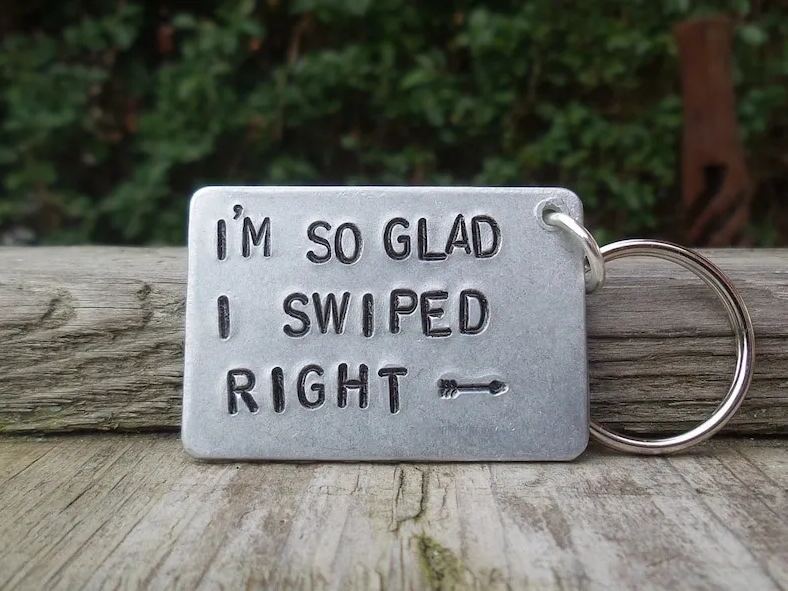 💖Funny Keychain Gifts for Him&Her