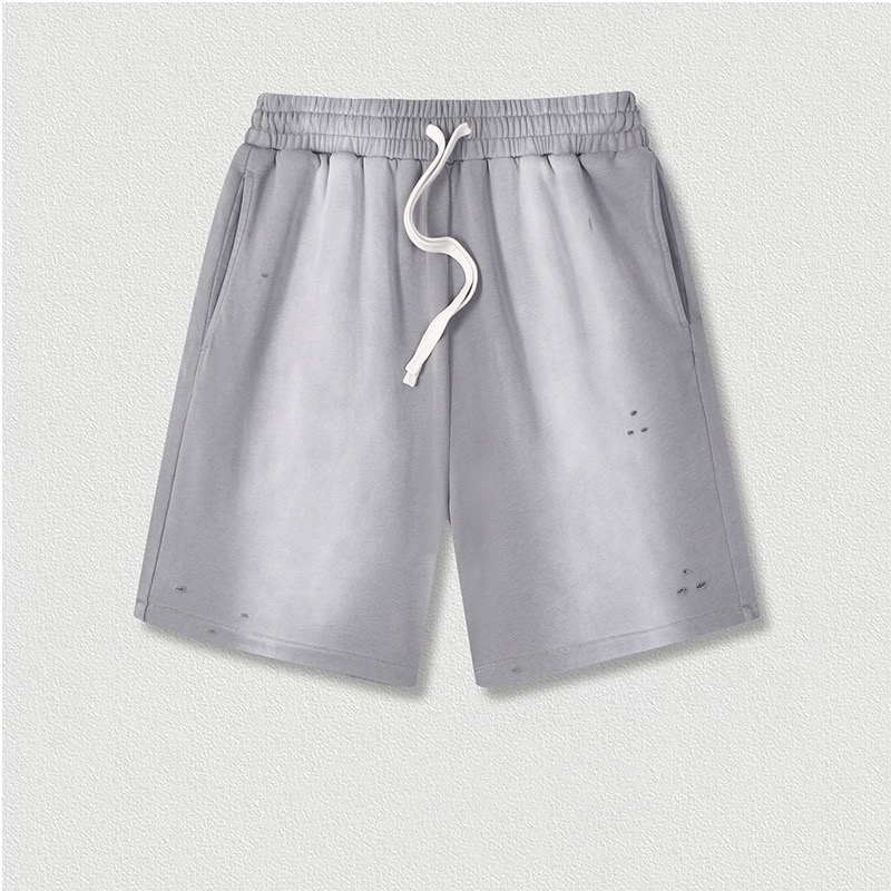 Lässige Shorts mit Used-Look-Graffiti-Print