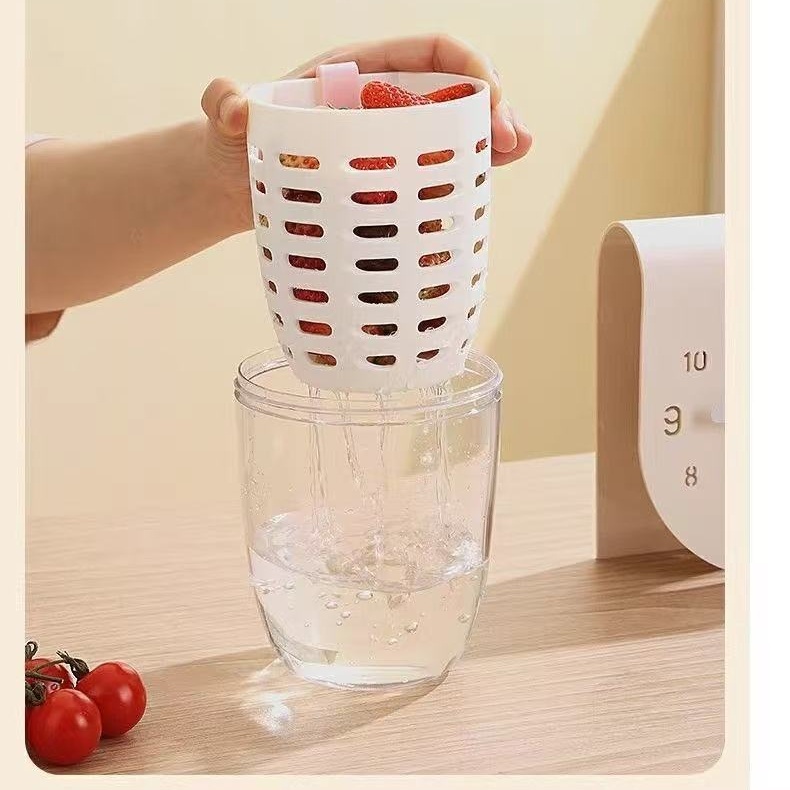 Tragbarer Obstbecher mit Abfluss