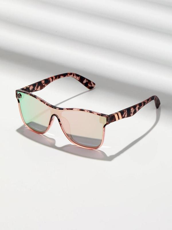 Moderne Sonnenbrille mit Schildpatt-Muster