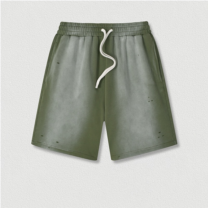 Lässige Shorts mit Used-Look-Graffiti-Print