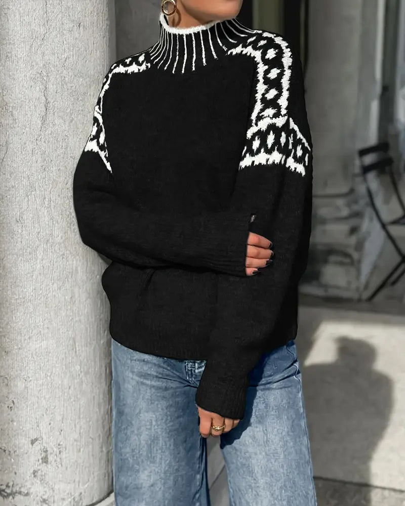 Pullover mit hohem Kragen und Kontrastmuster