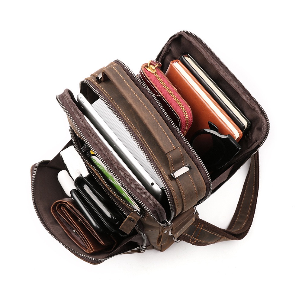 Men's Retro Crazy Horse Leather Large Capacity Shoulder Bag