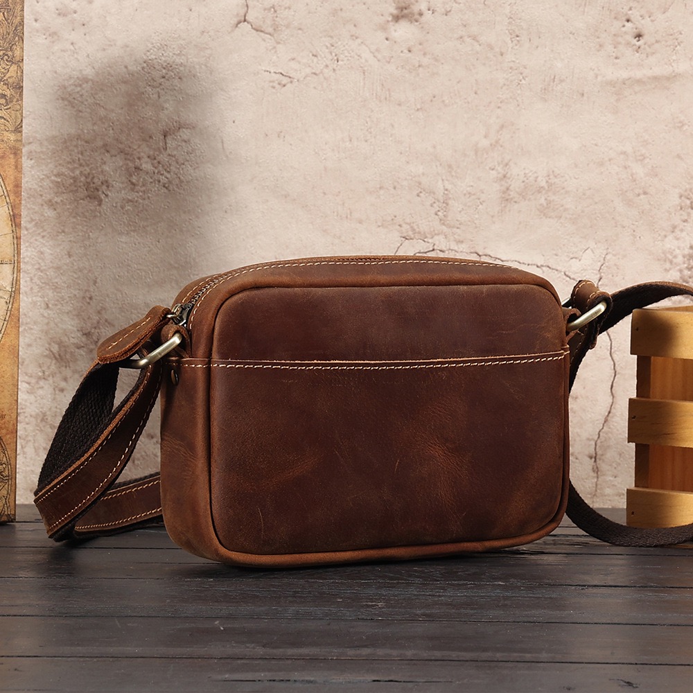 Men's Vintage Full-Grain Crazy Horse Leather Messenger Bag