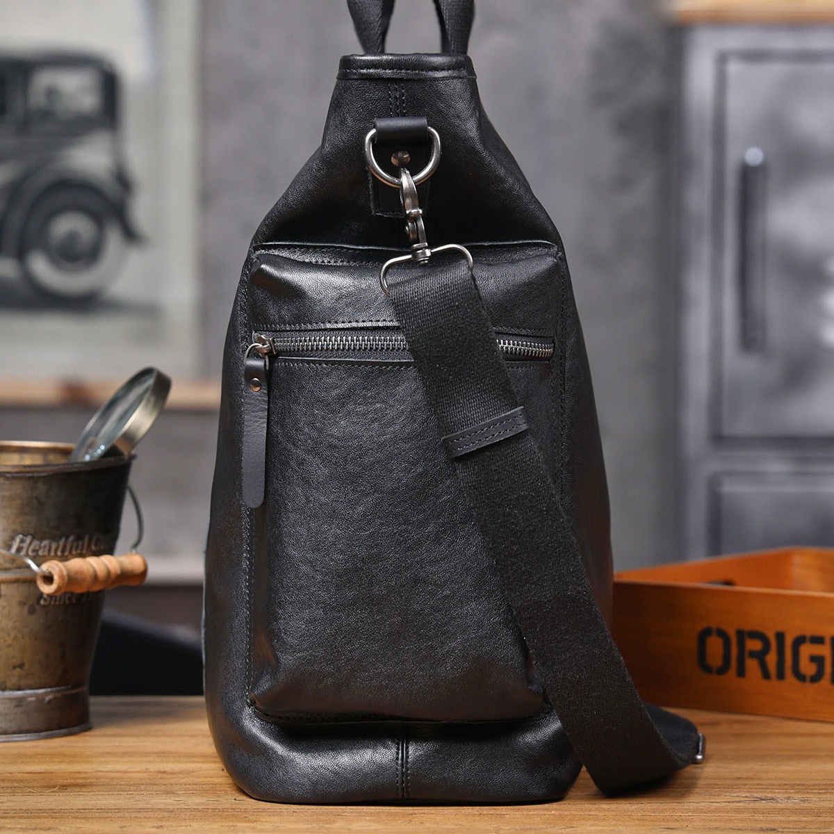 Men's Original Design Large-Capacity Genuine Leather Bag LB15