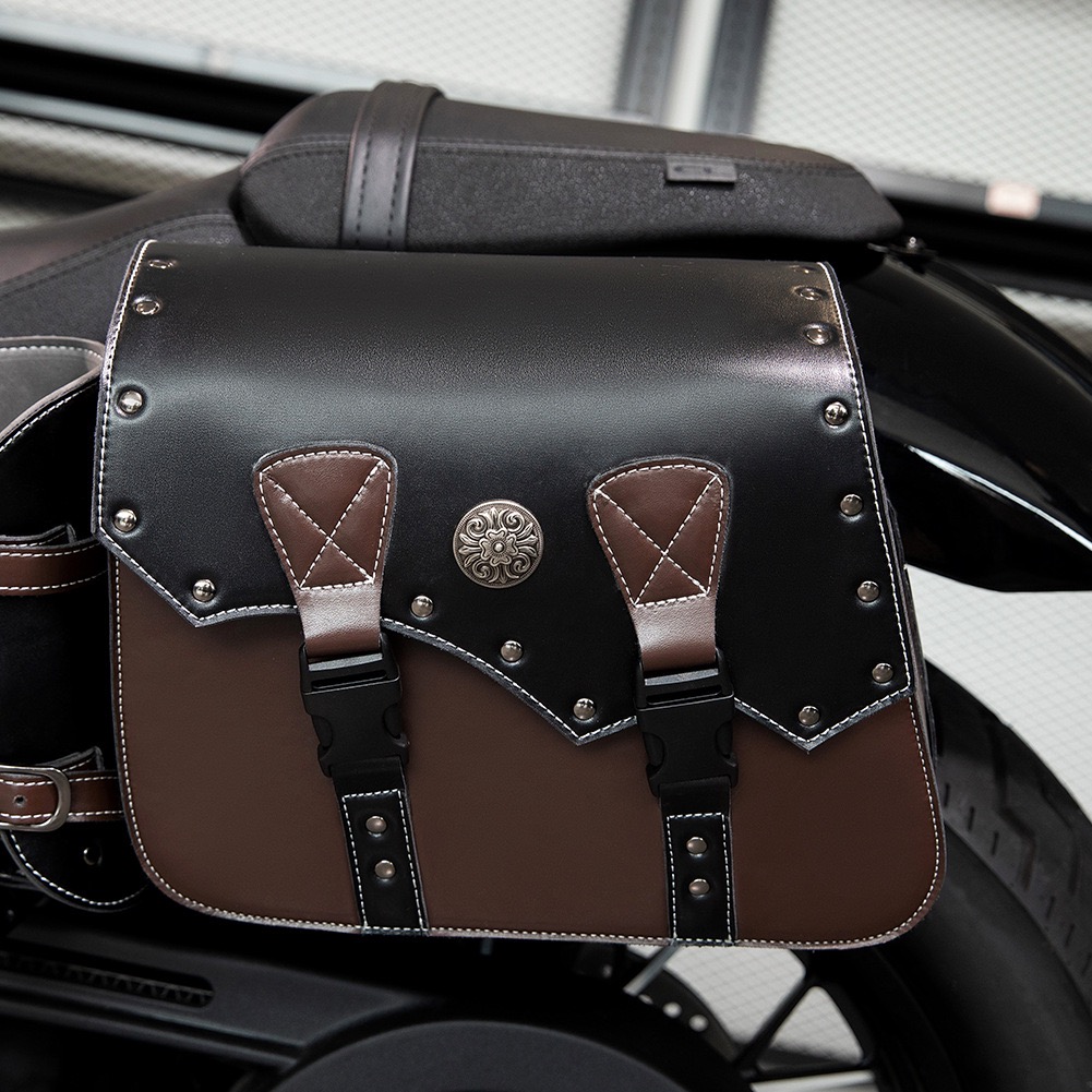Vintage Two-Tone Motorcycle Saddlebags – Studded Leather Side Luggage with Bottle Holders for Cruisers MTB03