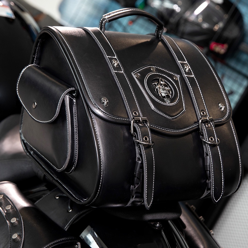 Handcrafted Motorcycle Tail Bag with Skull Emblem – Vintage Cruiser Rear Seat Luggage MTB05