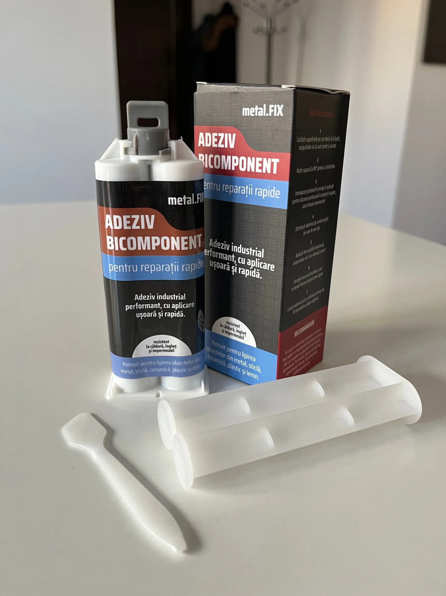 Professioneller Wasserdichter Metallkleber