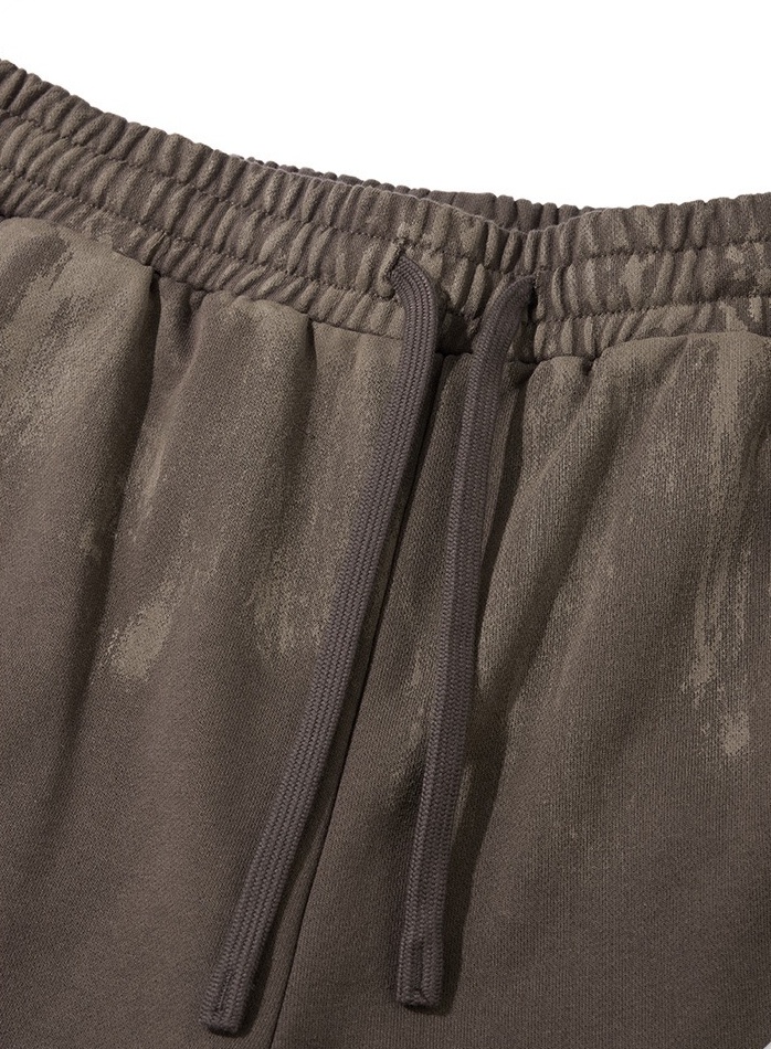 Verwaschene, abgenutzte Graffiti-Hose mit lockerem, geradem Bein