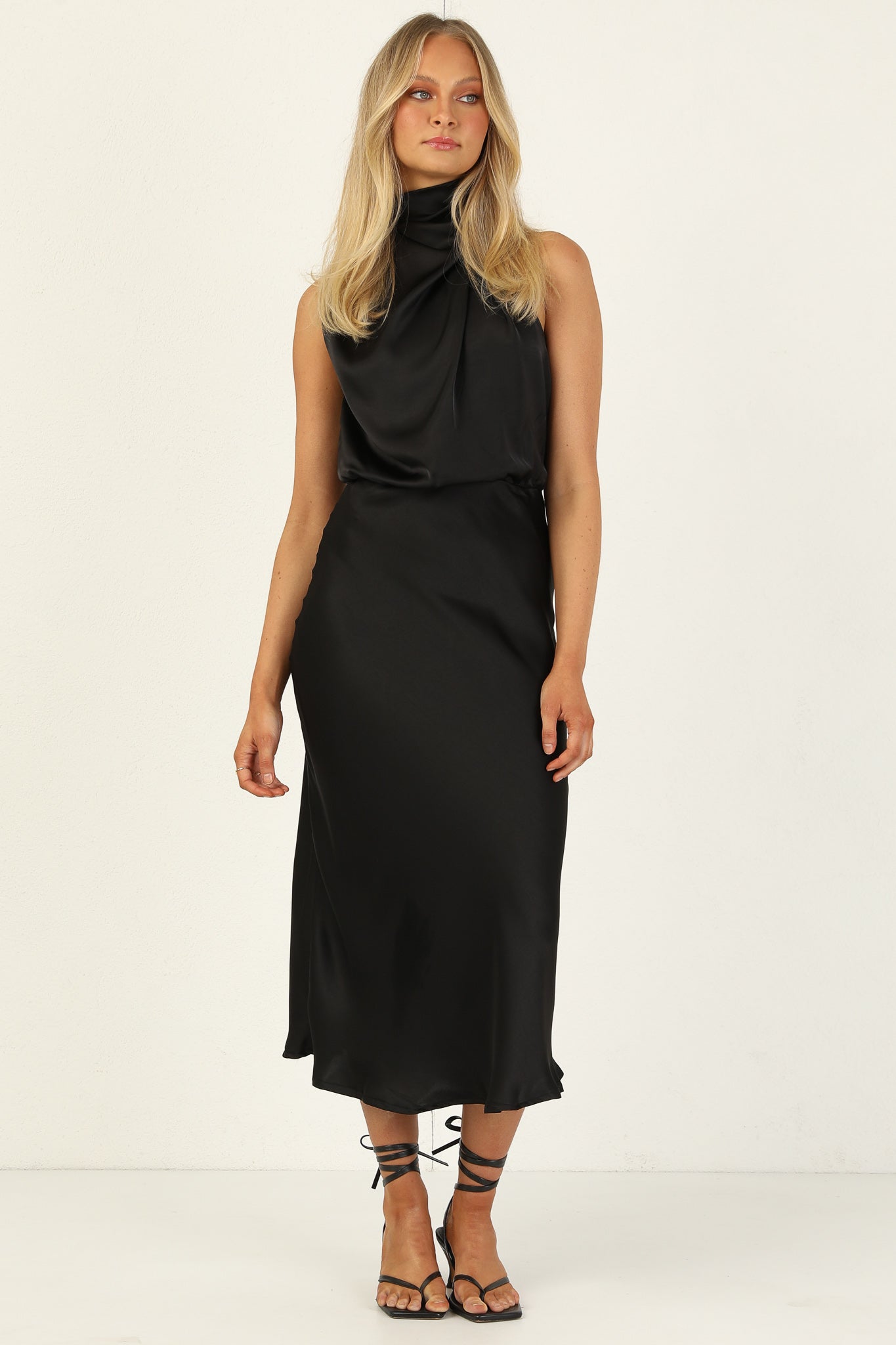 Turtleneck Sleeveless Satin Midi Dresses-Hayhty.All Rights Reserved.