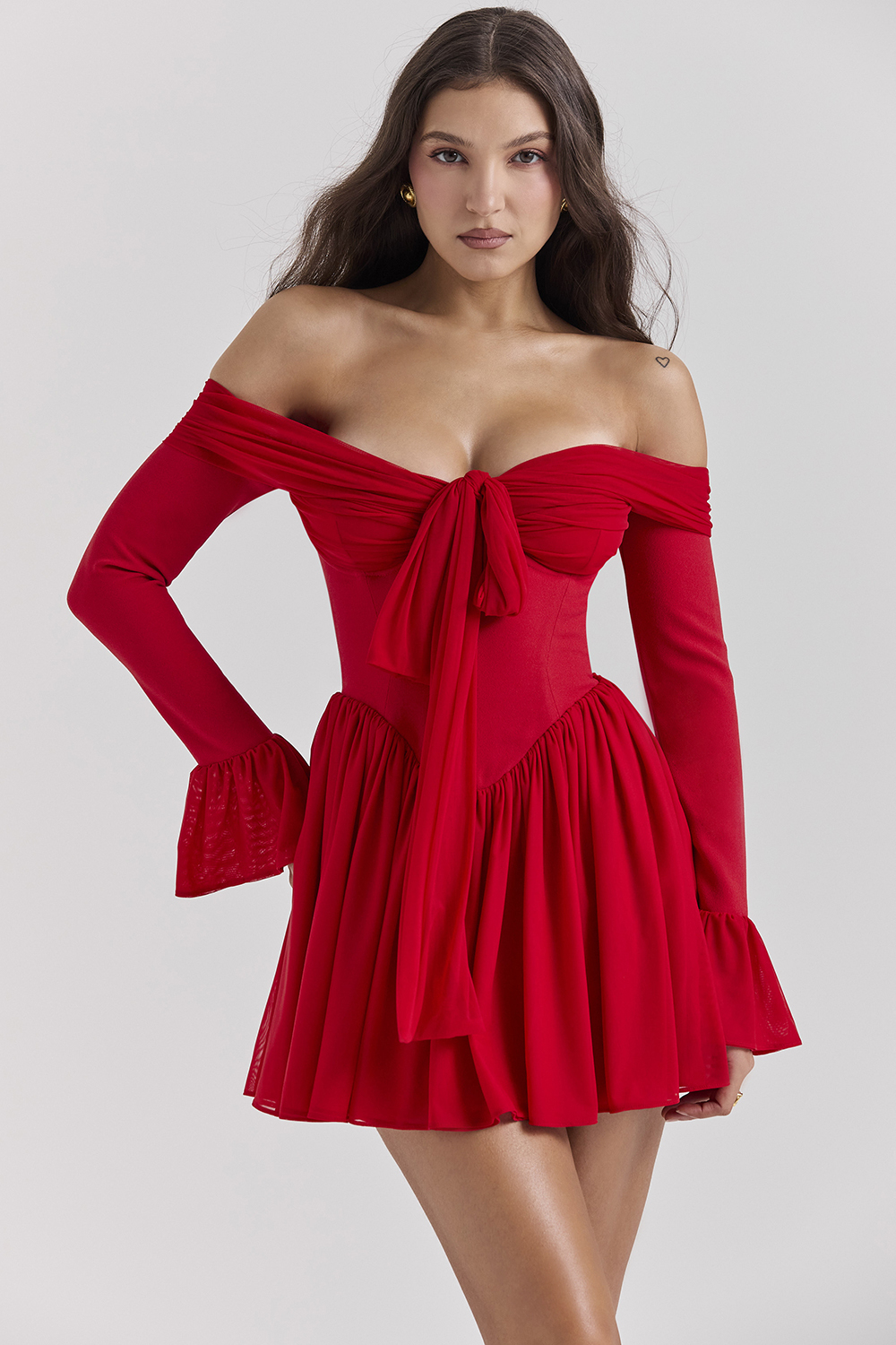 Off Shoulder Long Flare Sleeve Patchwork Knotted Pleated Hem Party Mini Dresses-White-Hayhty.All Rights Reserved.