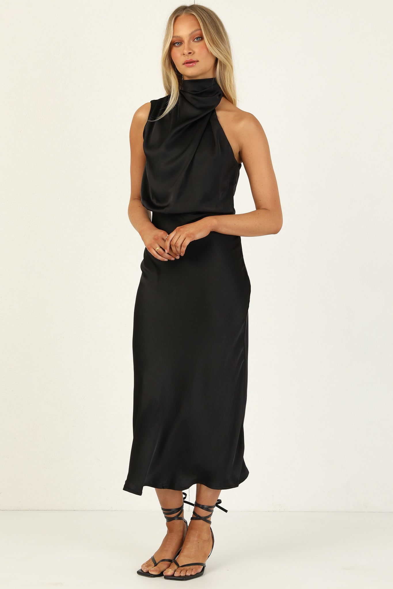 Turtleneck Sleeveless Satin Midi Dresses-Hayhty.All Rights Reserved.