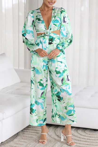 Floral Print Deep V Neck Cutout Flare Long Sleeve Ring Decor Wide Leg Vacation Jumpsuit-Hayhty.All Rights Reserved.