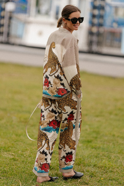 Leopards Floral Pattern Long Sleeve Blouse Wide Leg Pants Matching Set-Beige-Hayhty.All Rights Reserved.