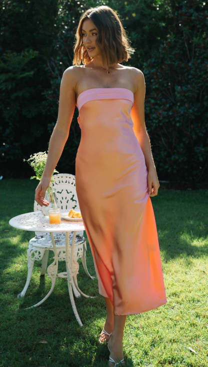 Half Open Back Sleeveless Silky Maxi Dress-Hayhty.All Rights Reserved.