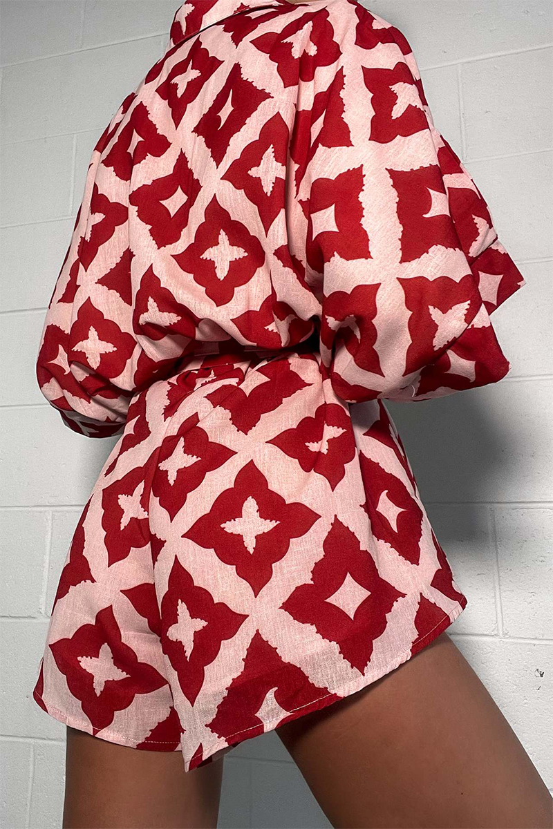 Graphic Print Half Sleeve Tie Belt Loose Fit Casual Playsuit Romper-Red-Hayhty.All Rights Reserved.
