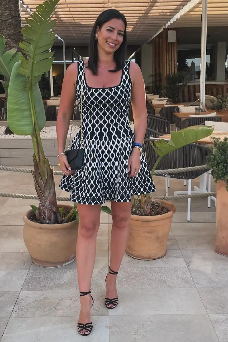 Ripple Pattern Square Neck Pocket A-Line Knit Mini Tank Dresses-Black-Hayhty.All Rights Reserved.