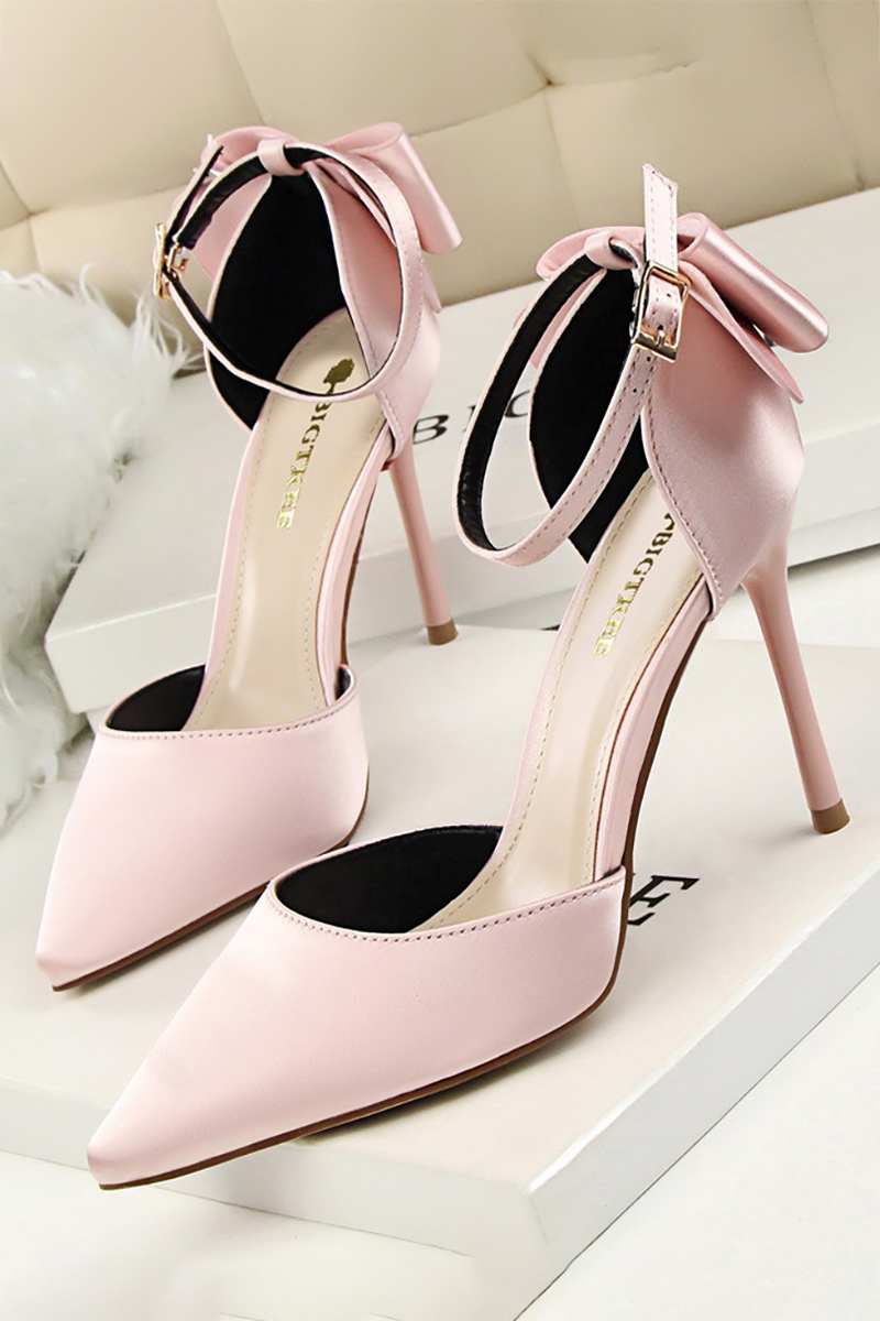 Satin Pointy Toe Ankle Strap Back Bow Stiletto Heels-Red-Hayhty.All Rights Reserved.