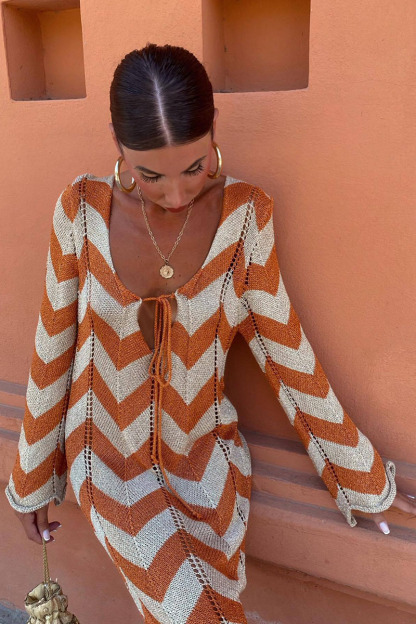 Colorblock Wavy Crochet Long Sleeve Vacation Cover-Up Maxi Dresses-Black-Hayhty.All Rights Reserved.