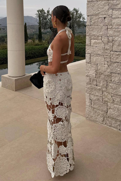 Knit Floral Pattern Cutout Halter Neck Backless Fishtail Maxi Dresses-White-Hayhty.All Rights Reserved.