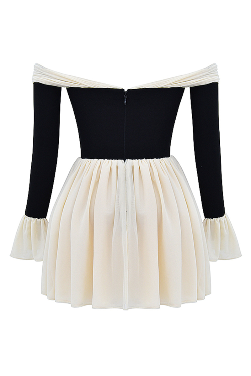 Off Shoulder Long Flare Sleeve Patchwork Knotted Pleated Hem Party Mini Dresses-White-Hayhty.All Rights Reserved.