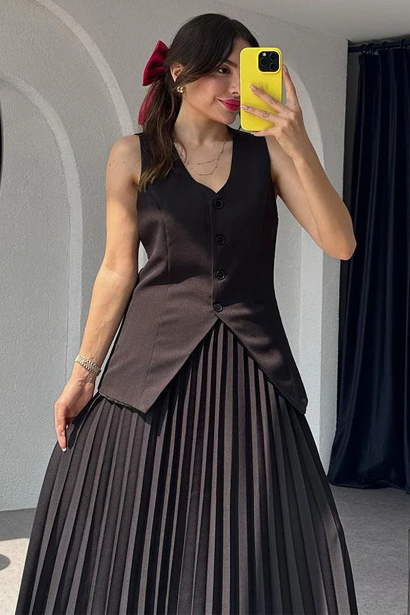 V Neck Button Up Slit Vest Pleated Maxi Skirt Matching Set-White-Hayhty.All Rights Reserved.