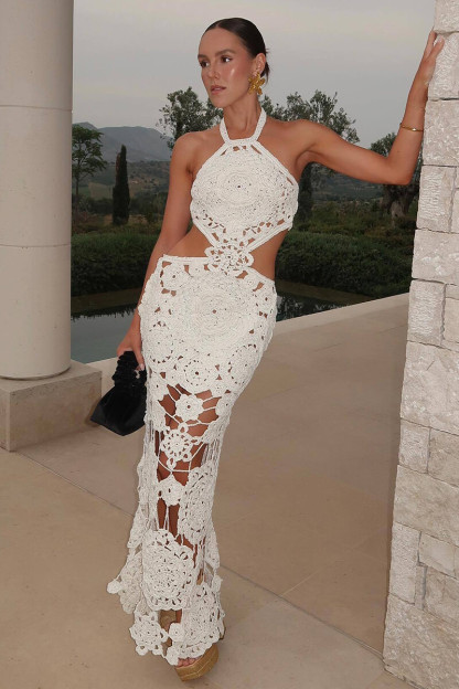 Knit Floral Pattern Cutout Halter Neck Backless Fishtail Maxi Dresses-White-Hayhty.All Rights Reserved.