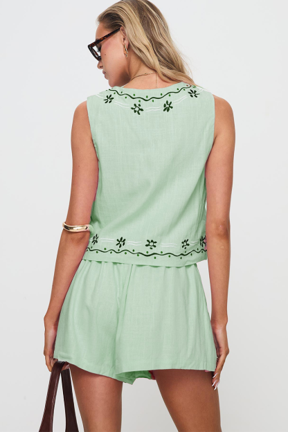 Embroidery V Neck Tie Up Crop Vest Pocket Shorts Matching Set-Pink-Hayhty.All Rights Reserved.