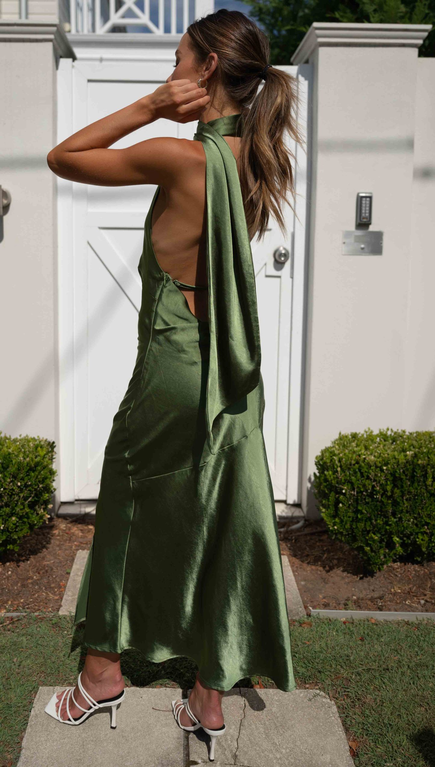 High Halter Open Back Slit Midi Dresses-Hayhty.All Rights Reserved.