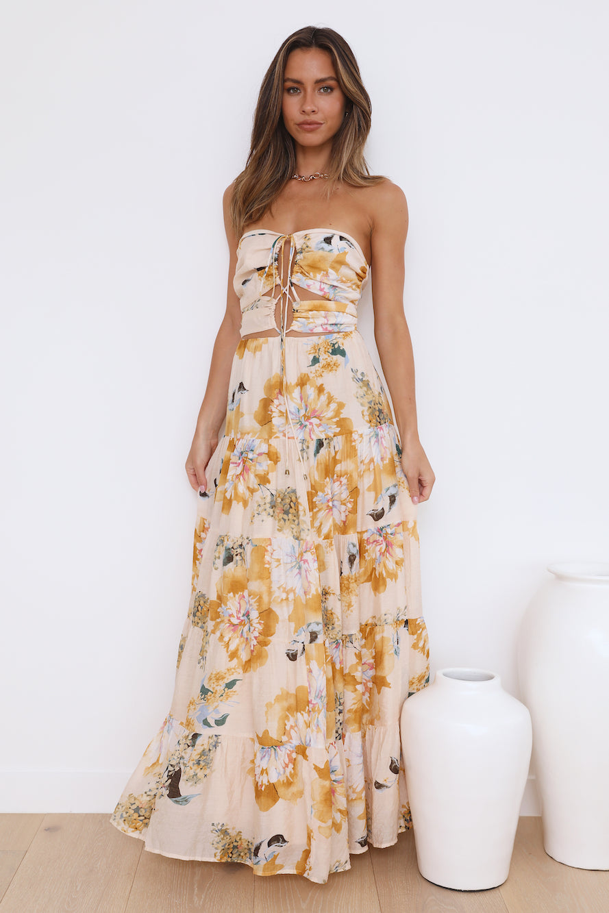 Cutout Halter Print Tiered Backless Vacation Maxi Dresses-Hayhty.All Rights Reserved.